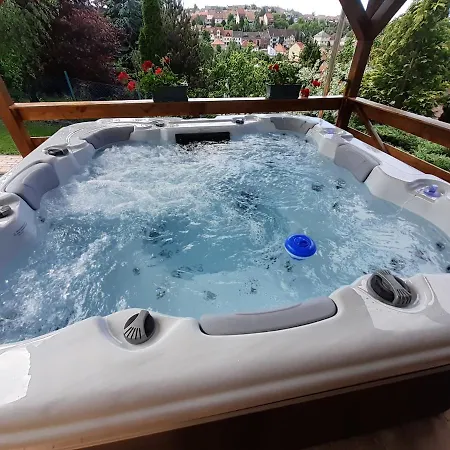 Bed & Breakfast Flamingo Vendeghaz Eger