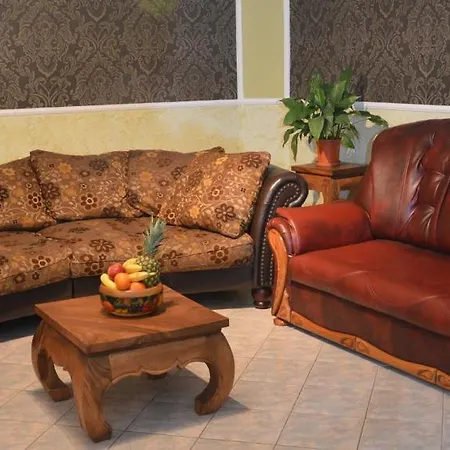 Bed & Breakfast Flamingo Vendeghaz Eger