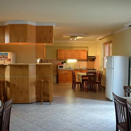 Bed & Breakfast Flamingo Vendeghaz Eger
