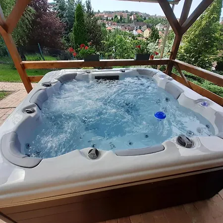 Flamingo Vendeghaz Nocleg ze śniadaniem Eger